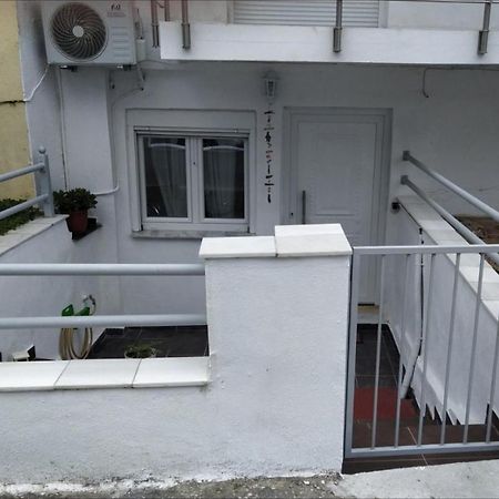 Celia'S Studio Apartment Nea Peramos  Ngoại thất bức ảnh