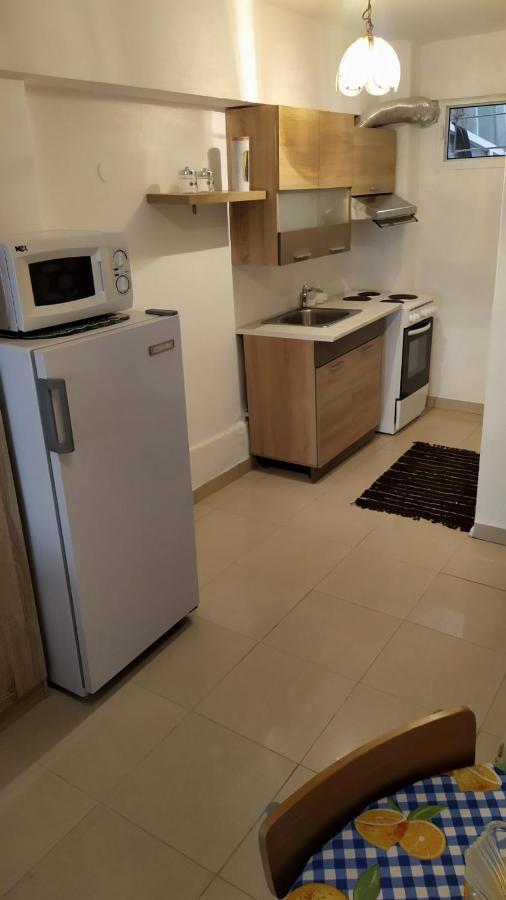 Celia'S Studio Apartment Nea Peramos  Ngoại thất bức ảnh